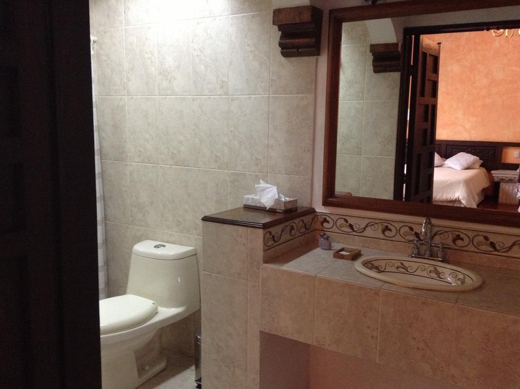 Hacienda San Pedro Hotel Uruapan  ภายนอก รูปภาพ